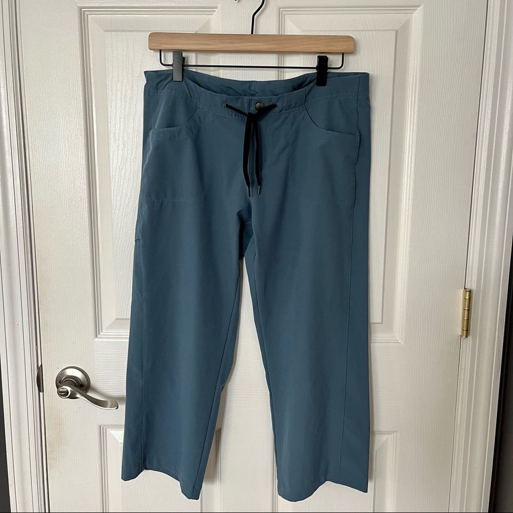 Patagonia • Cropped Pants